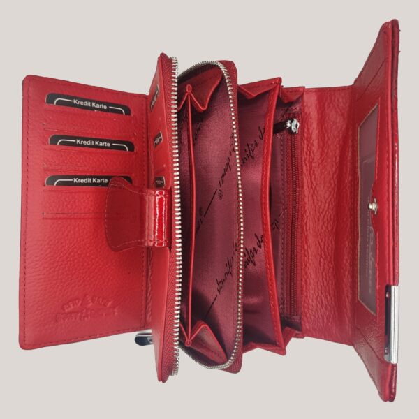 Women's leather wallet Jennifer Jones Women's leather wallet Jennifer Jones