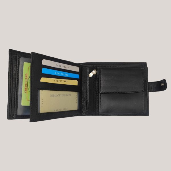 Classic men's leather wallet Classic men's leather wallet