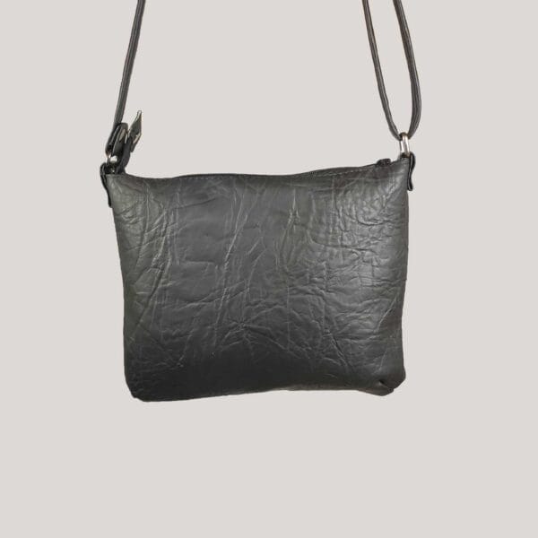 Juoda eko odos rankinė (1)