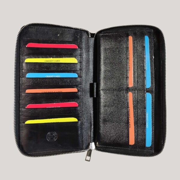 Talpi odinė piniginė-delninė GL - juoda (2) Talpi odinė piniginė-delninė GL - juoda (2)