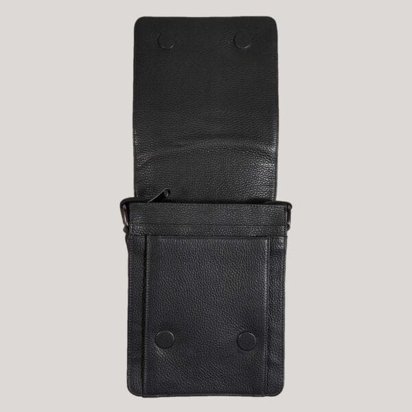 Vyriška odinė rankinė Gajane - juoda (2) Vyriška odinė rankinė Gajane - juoda (2)